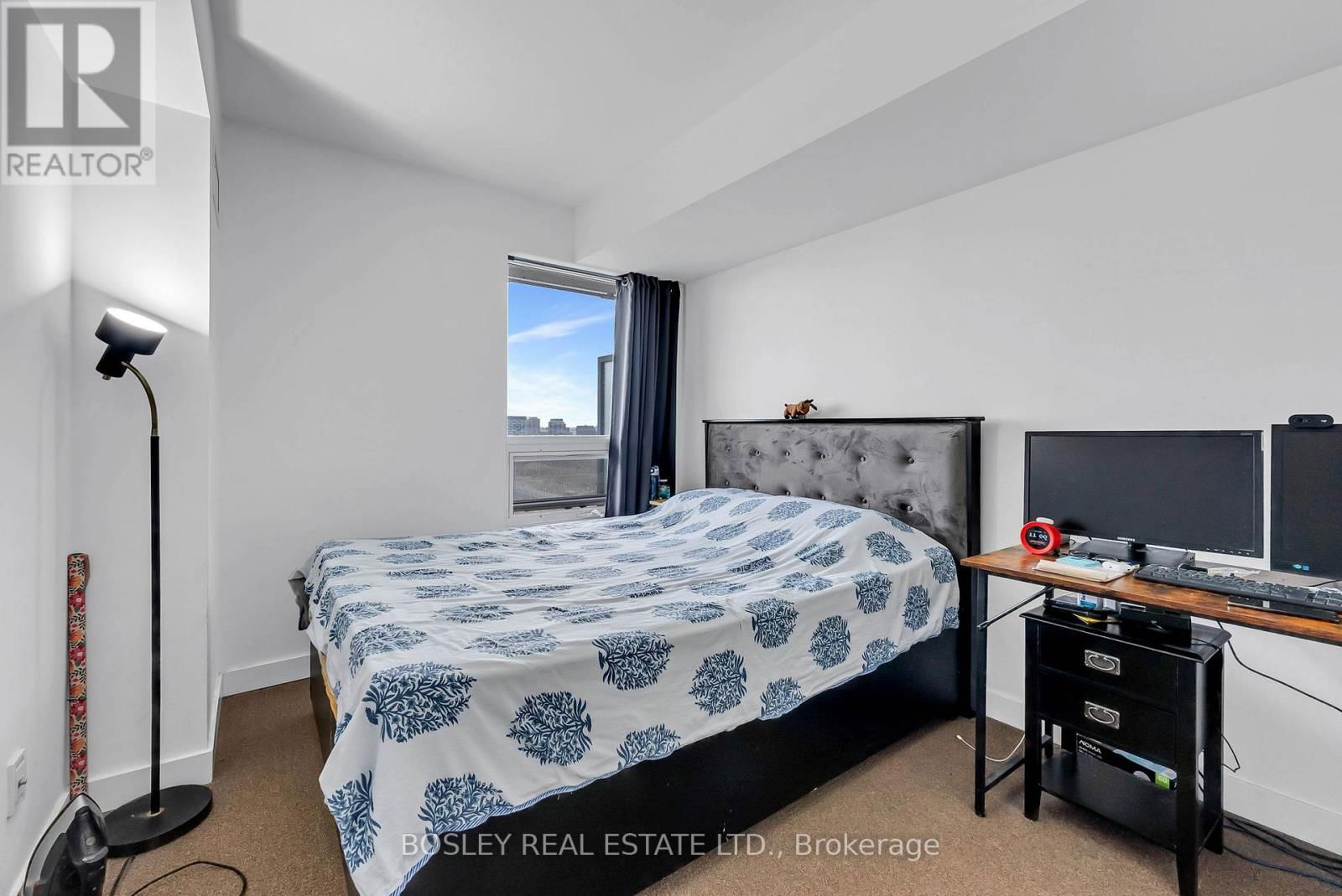 1409 - 160 FLEMINGTON ROAD Image 14