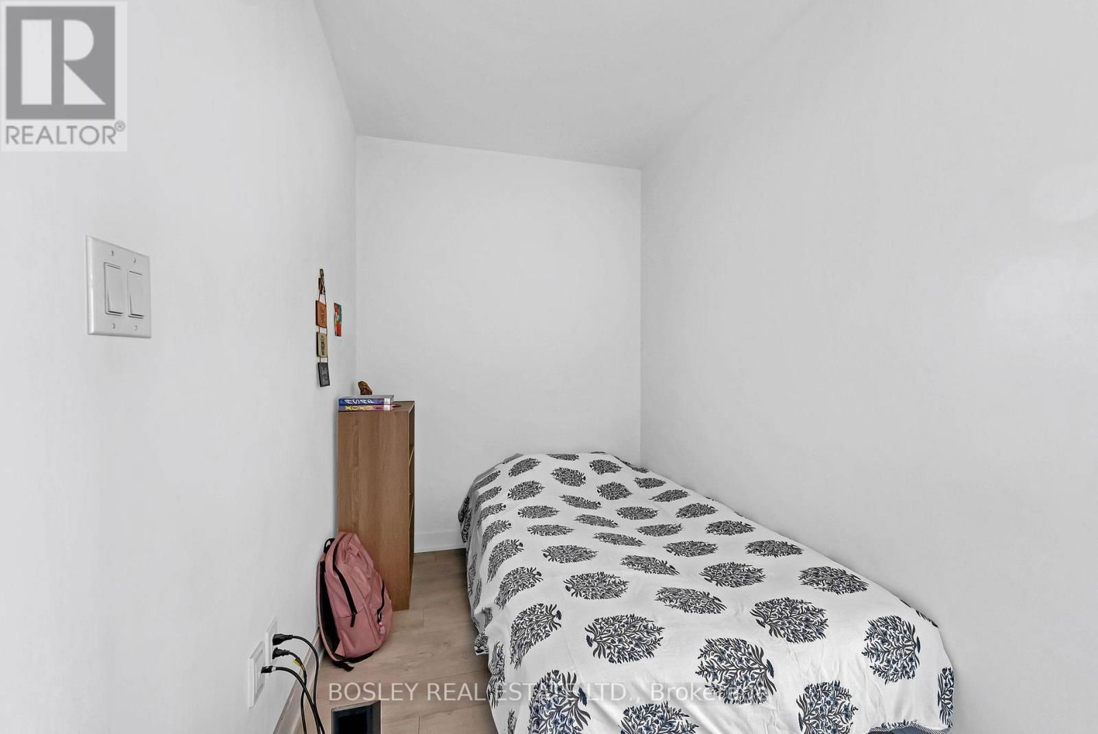 1409 - 160 FLEMINGTON ROAD Image 15