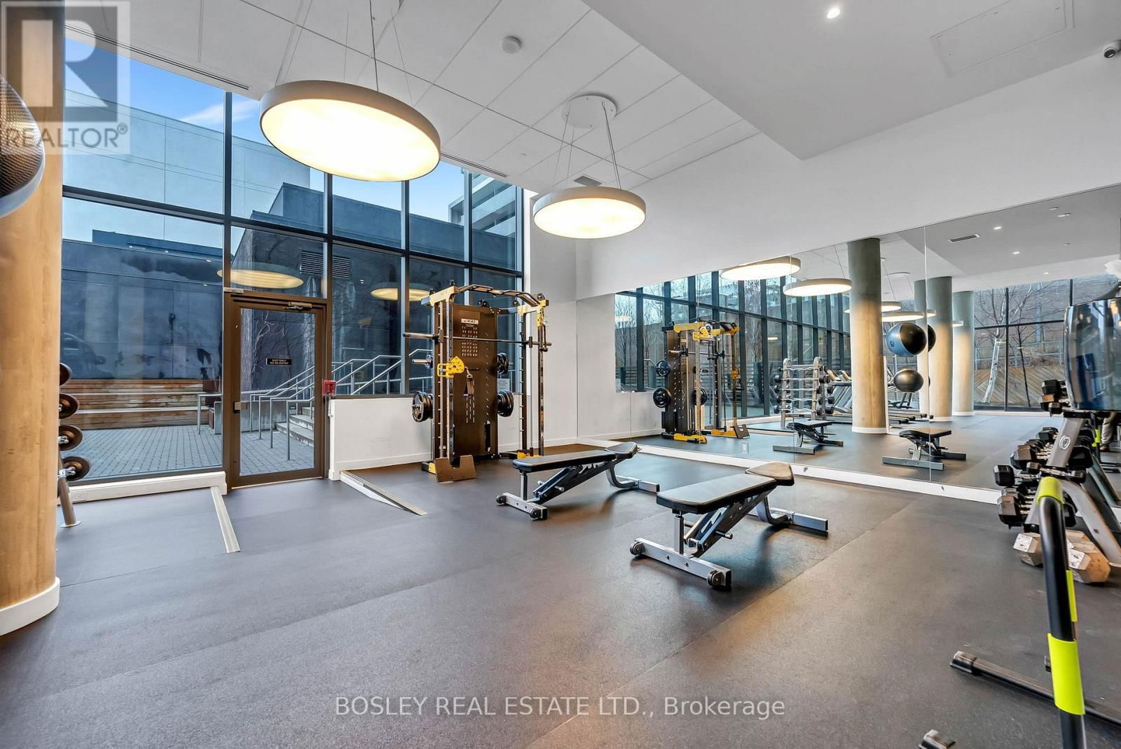 1409 - 160 FLEMINGTON ROAD Image 4