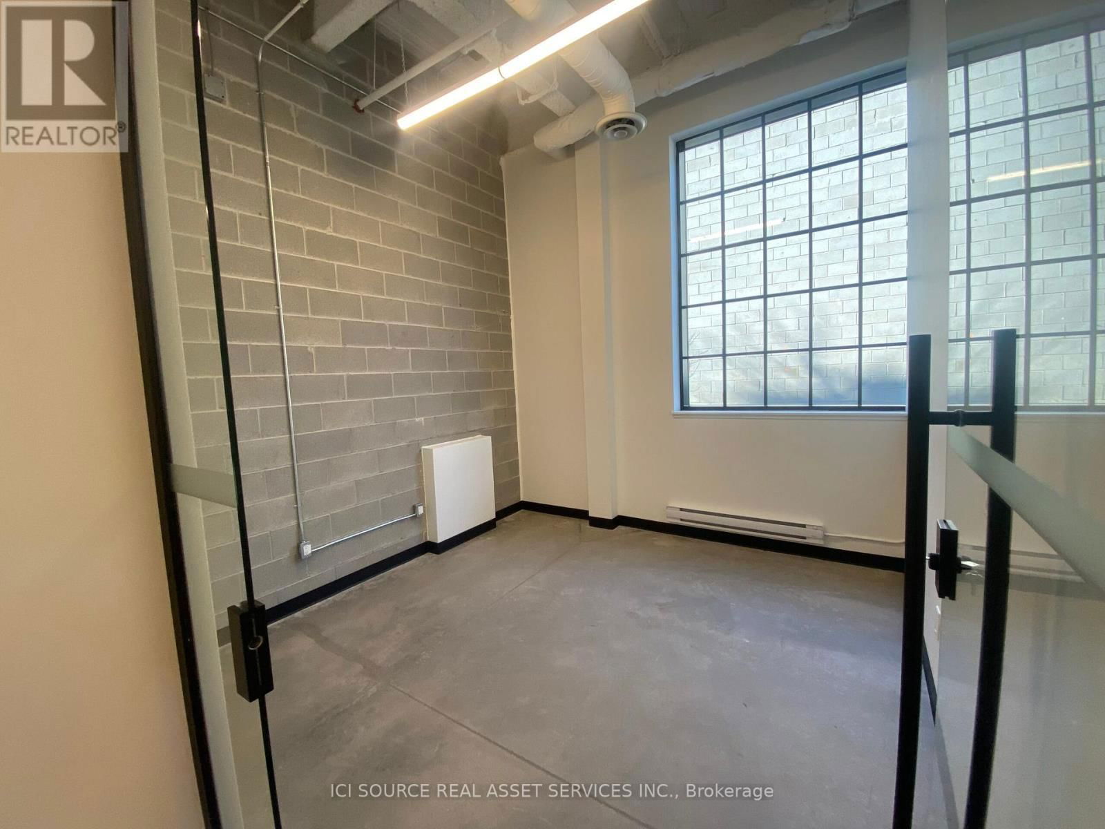 107 - 300 GEARY AVENUE Image 6