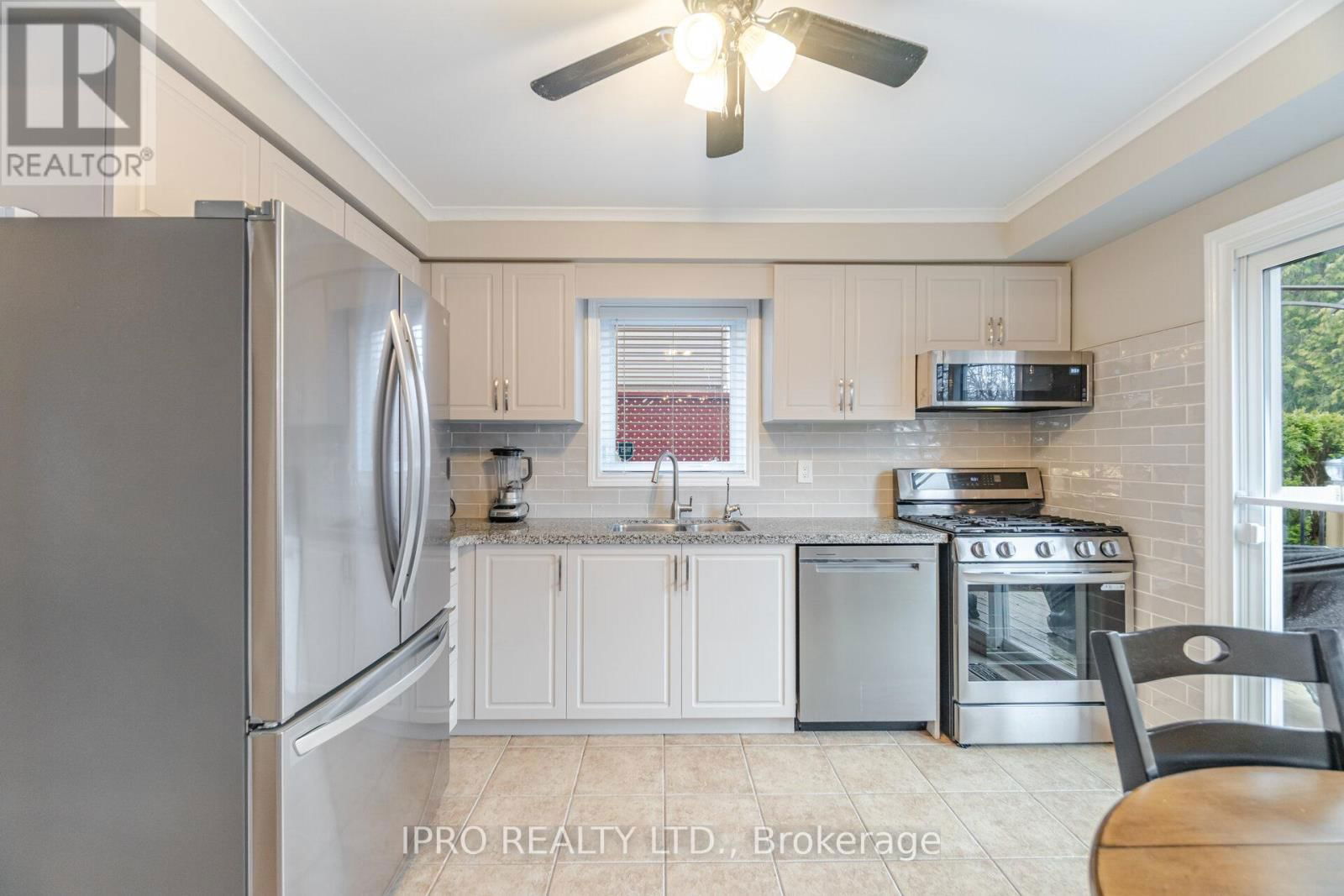 27 LASBY LANE Image 11