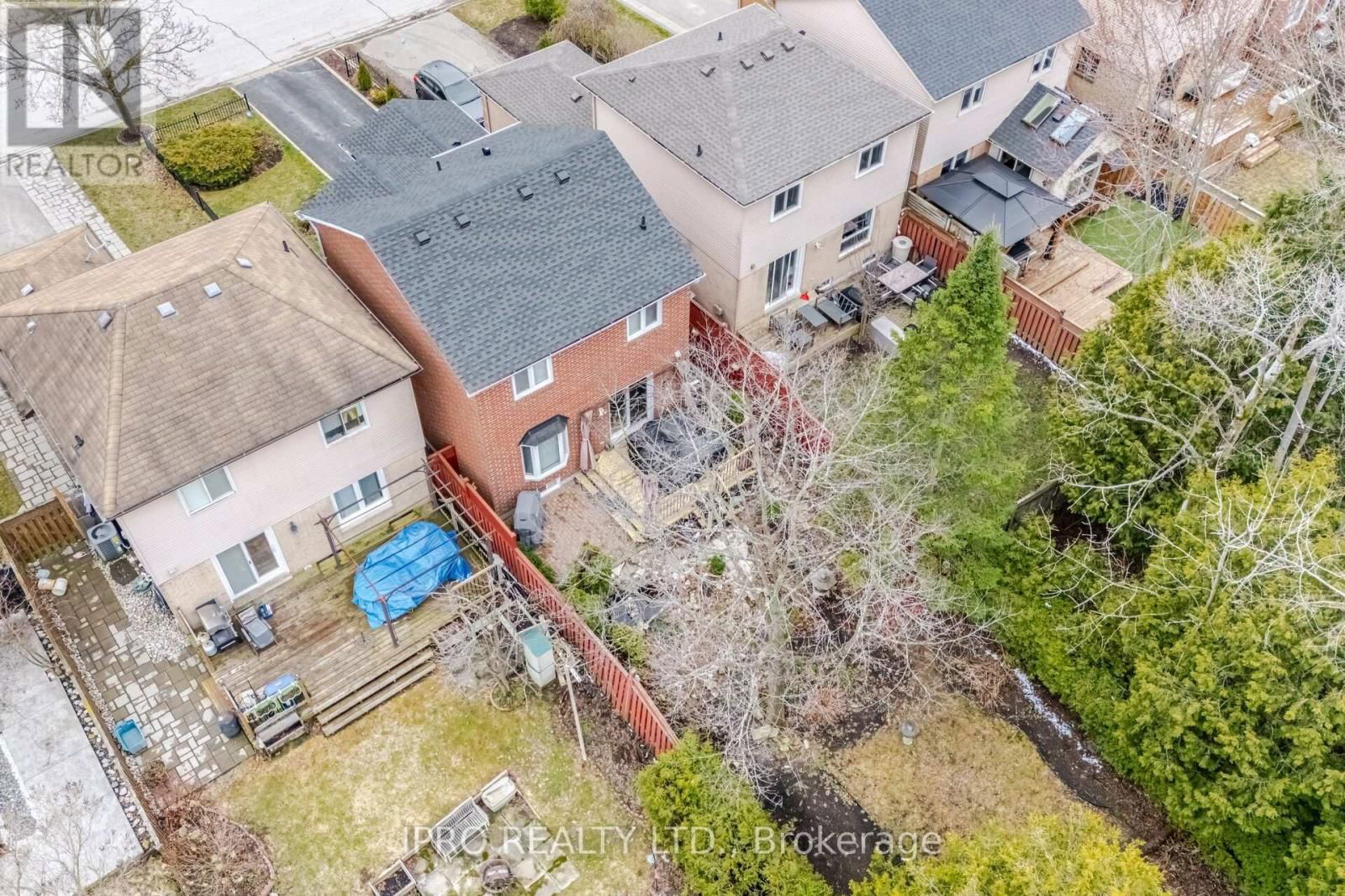 27 LASBY LANE Image 40