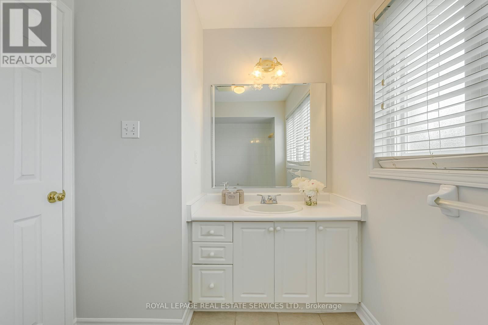 557 FOTHERGILL BOULEVARD Image 35