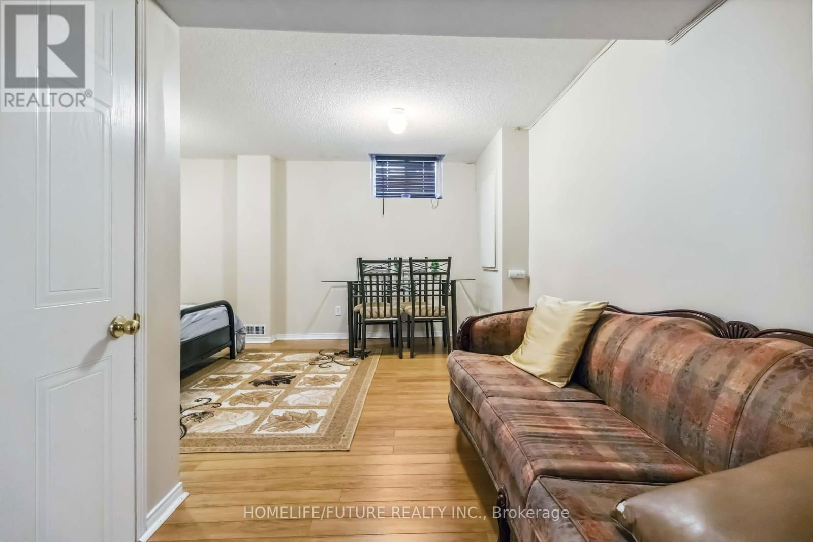 TH 126 - 2945 THOMAS STREET Image 26