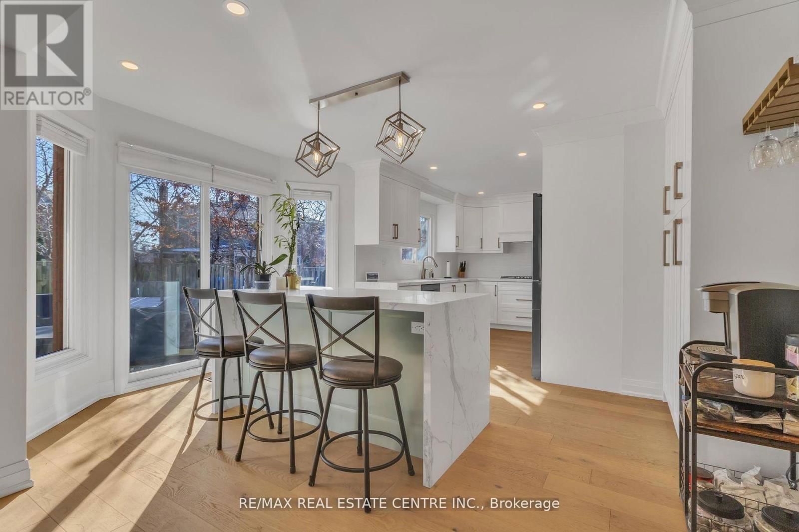 79 TURTLECREEK BOULEVARD Image 12