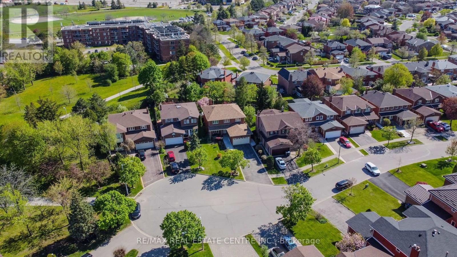 79 TURTLECREEK BOULEVARD Image 30