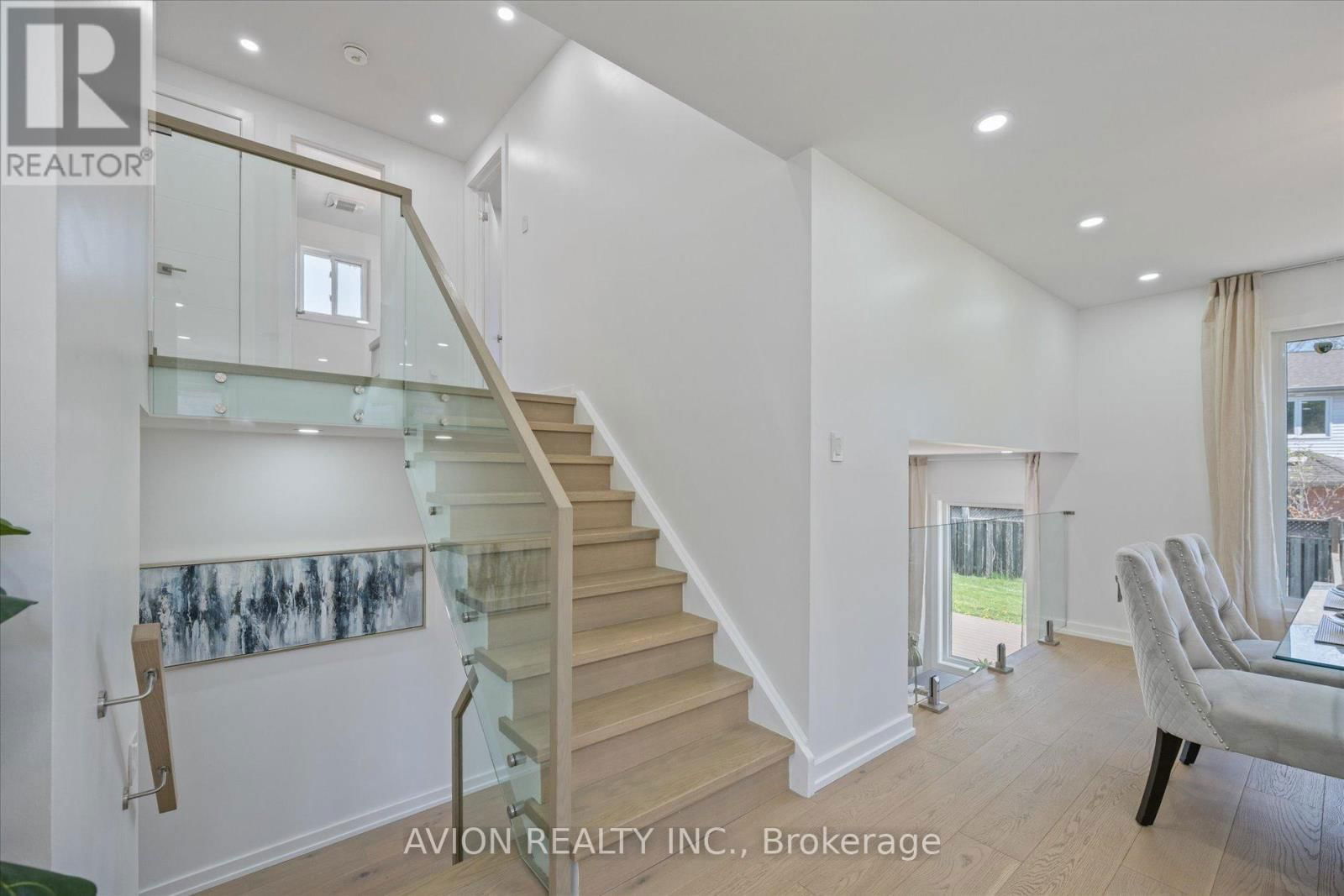 1397 HIGHGATE COURT Image 13