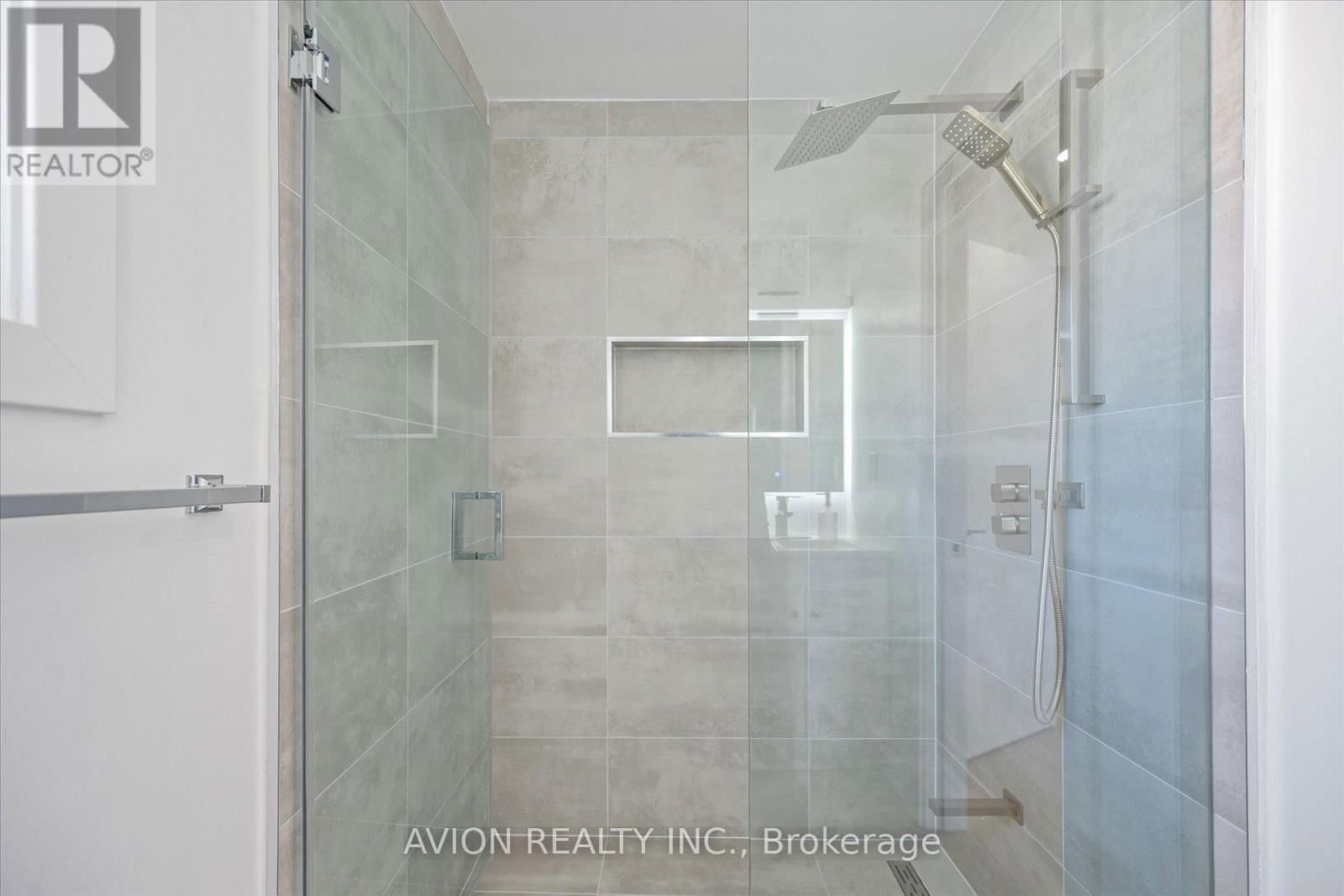 1397 HIGHGATE COURT Image 19