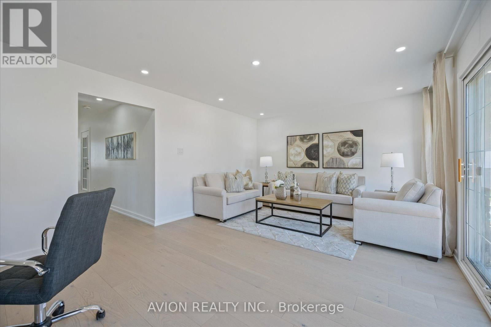 1397 HIGHGATE COURT Image 4