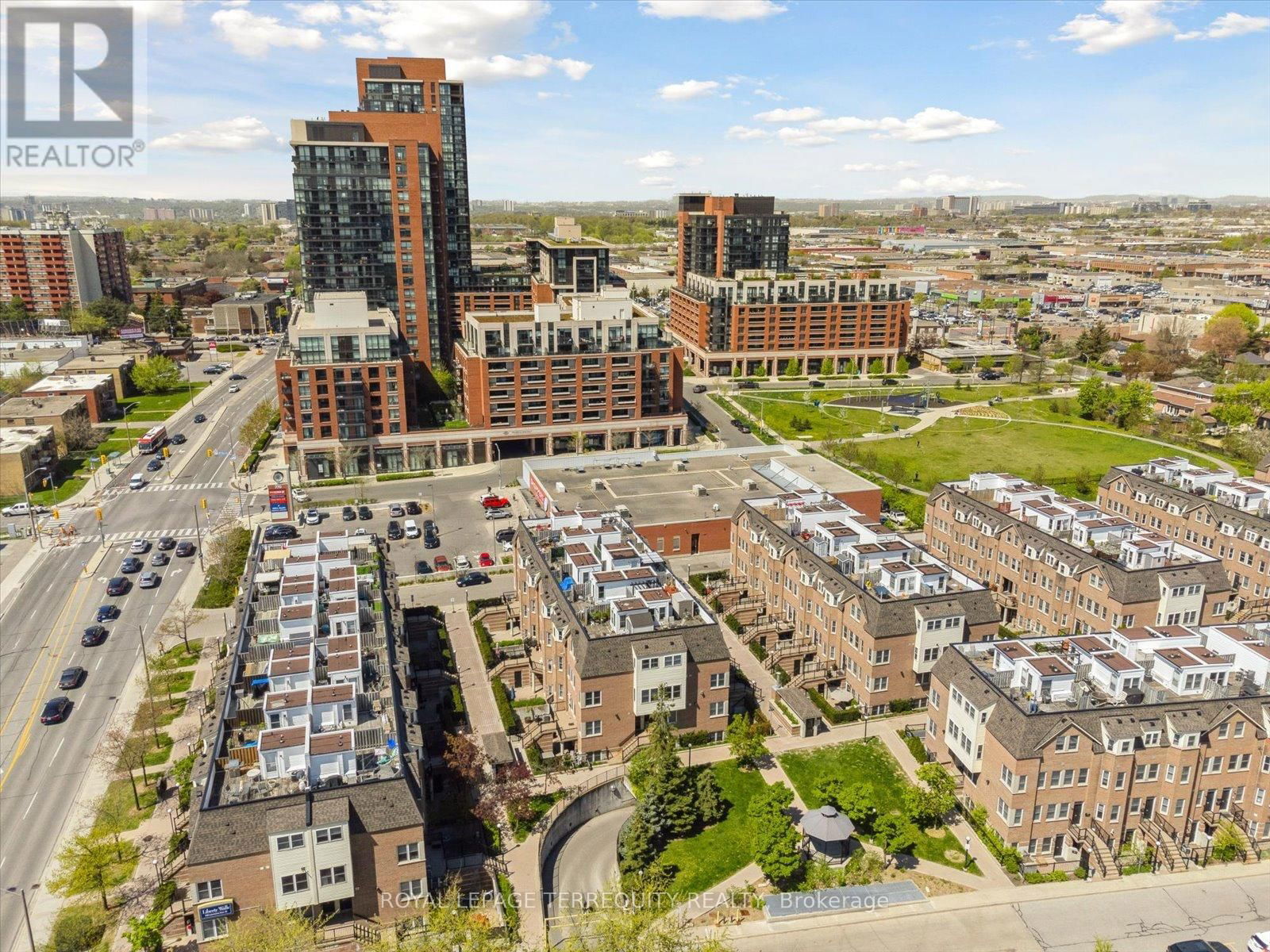 61 - 760 LAWRENCE AVENUE WEST Image 34