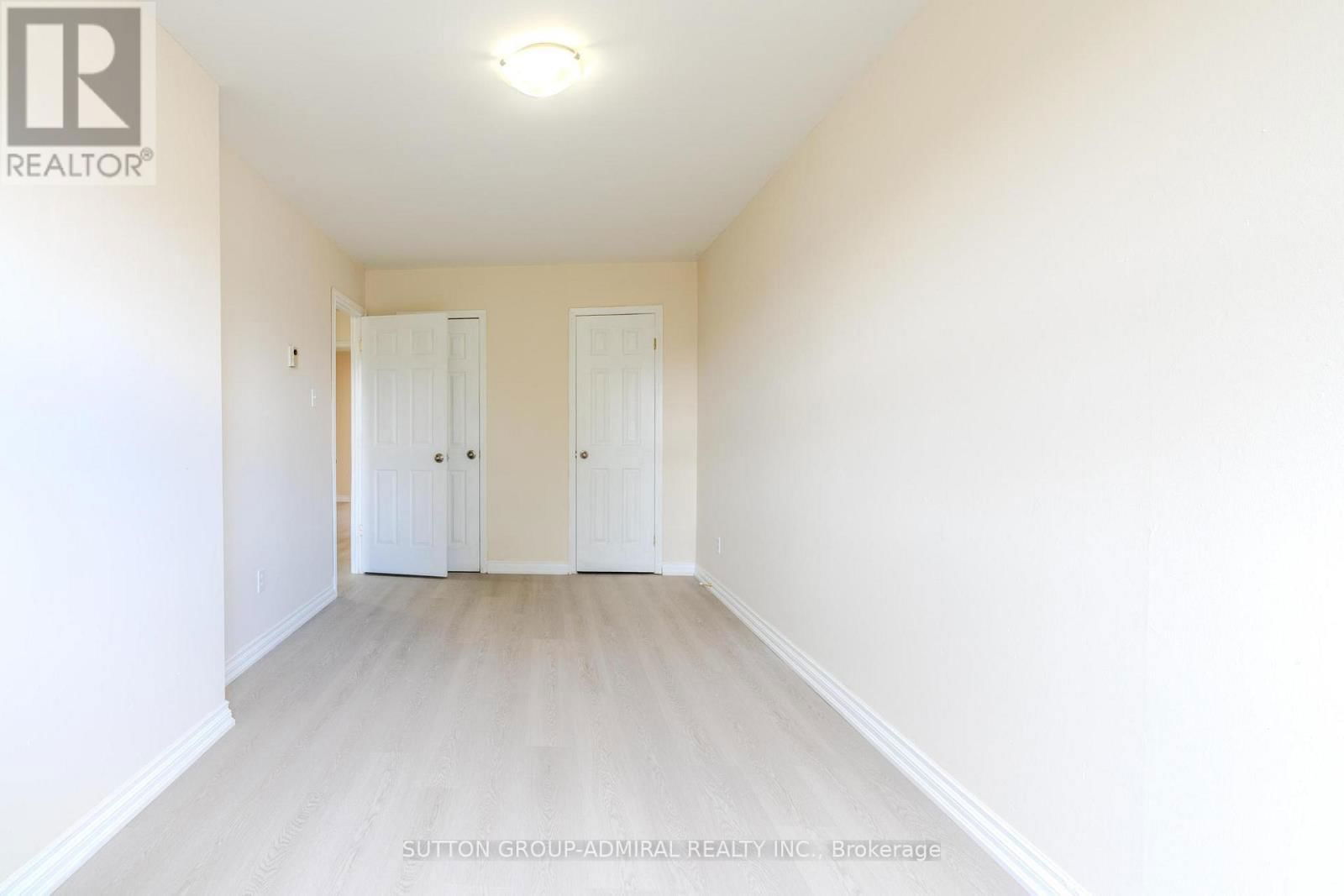 Unit B - 272 JANE STREET Image 15
