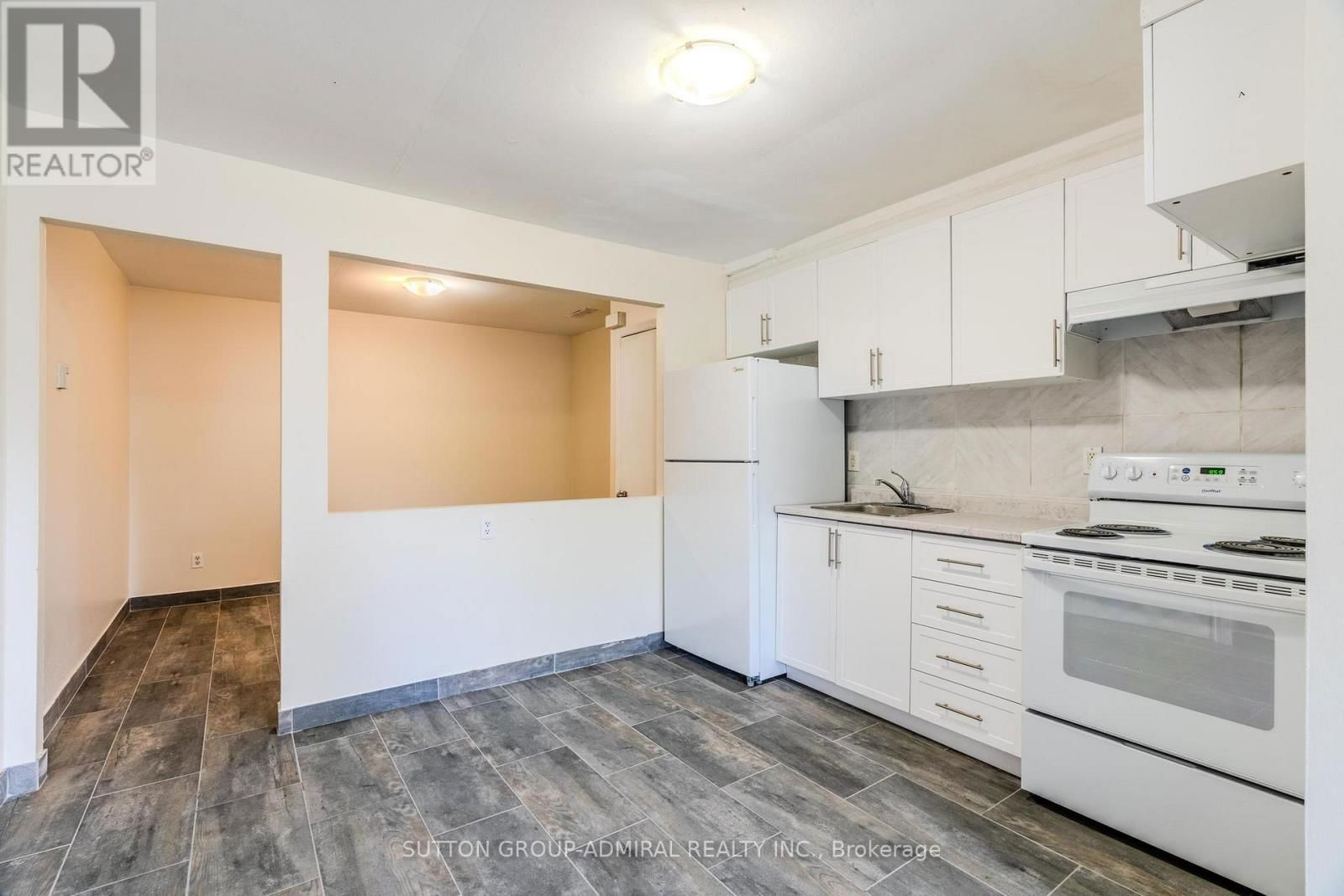 Unit B - 272 JANE STREET Image 3