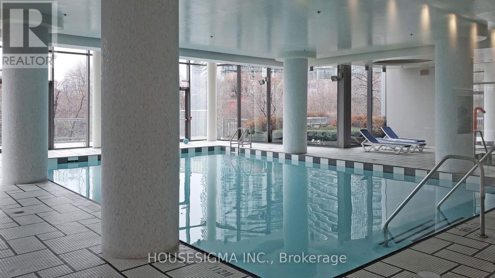 1815 - 88 PARK LAWN ROAD Image 36