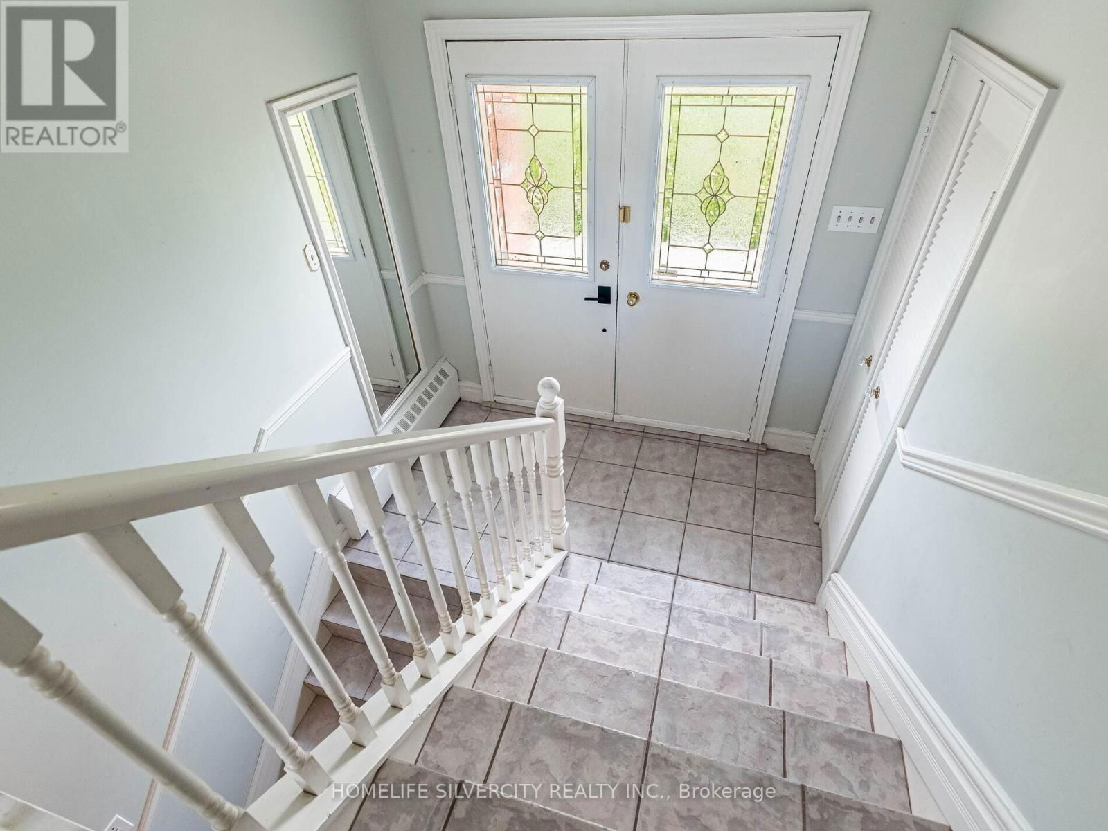 5638 APPLEBY LINE Image 10