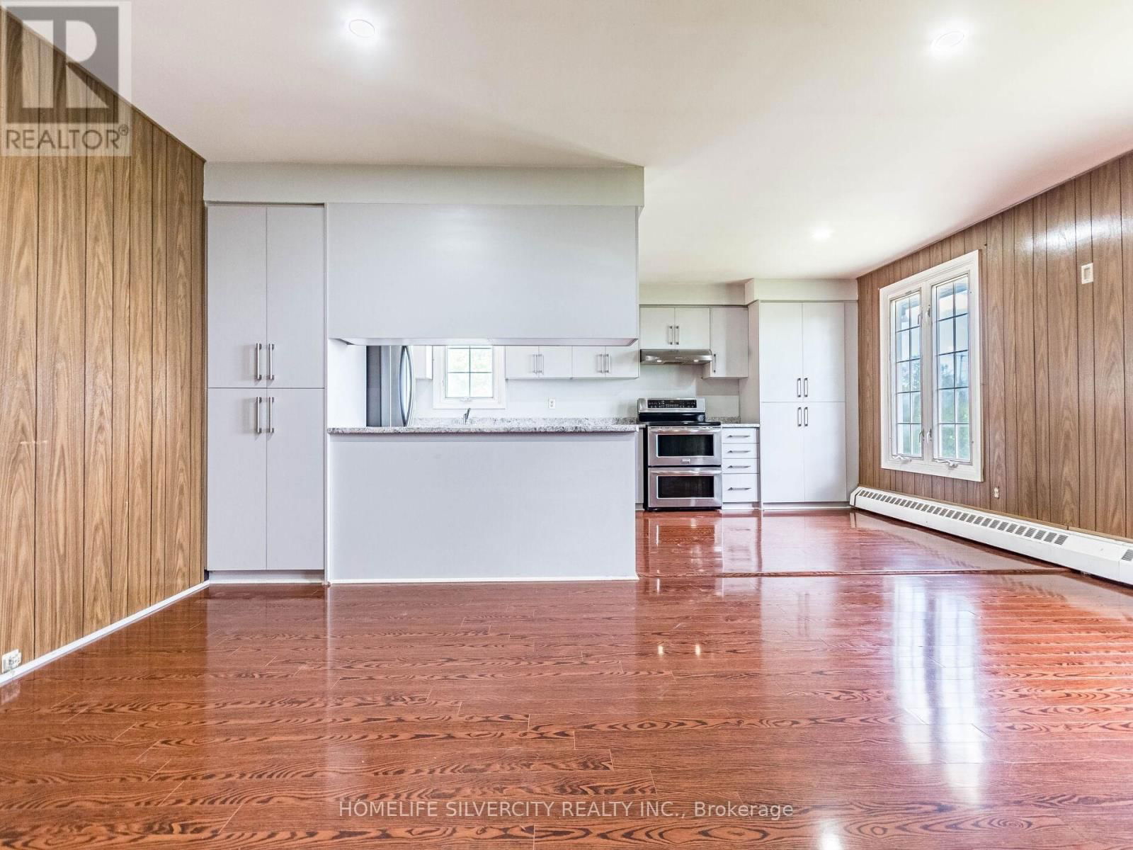 5638 APPLEBY LINE Image 12