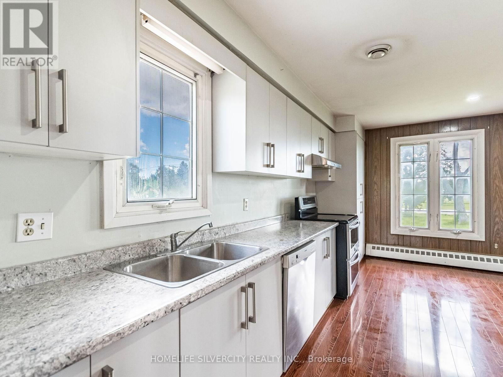 5638 APPLEBY LINE Image 15