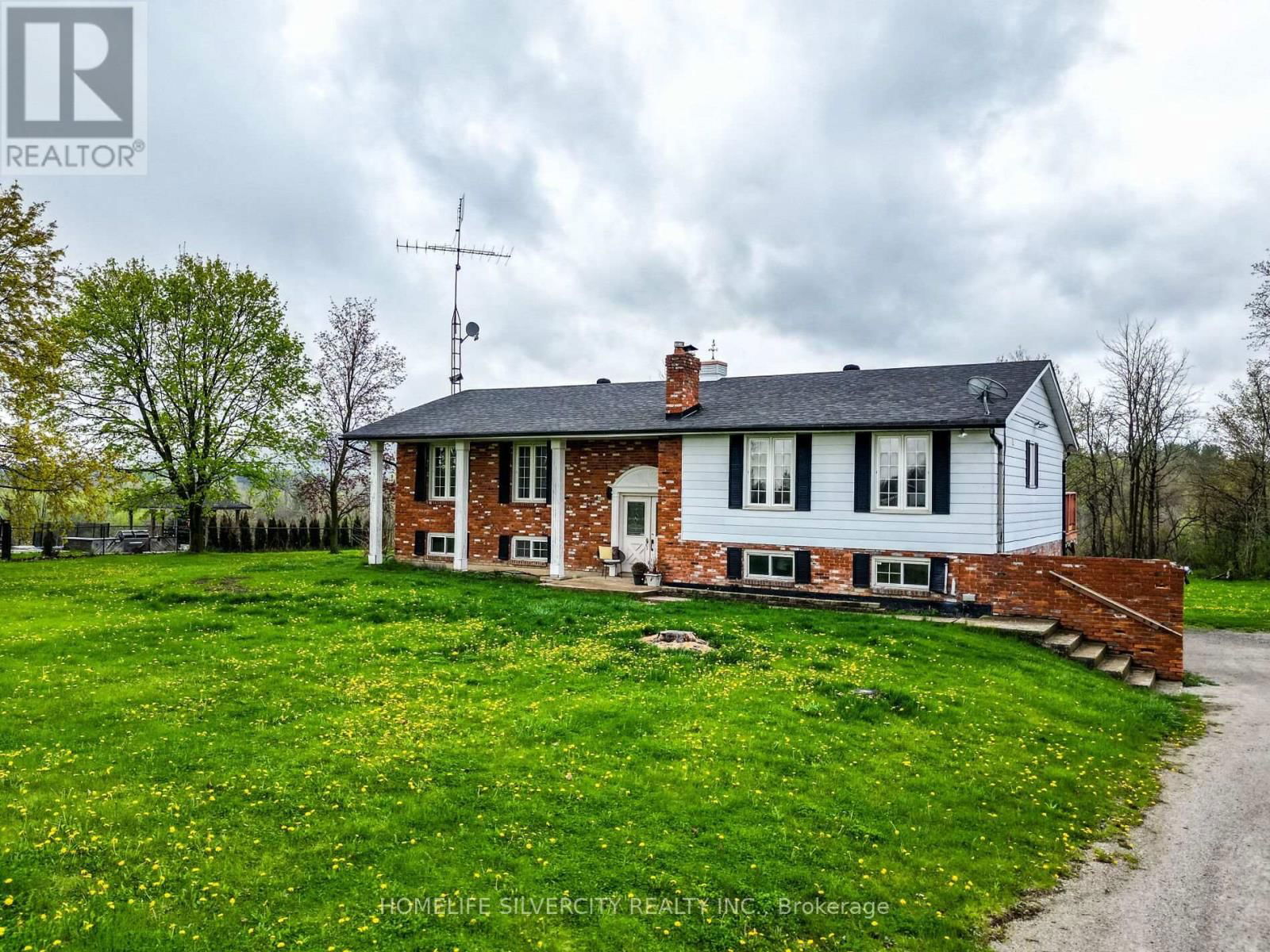 5638 APPLEBY LINE Image 6