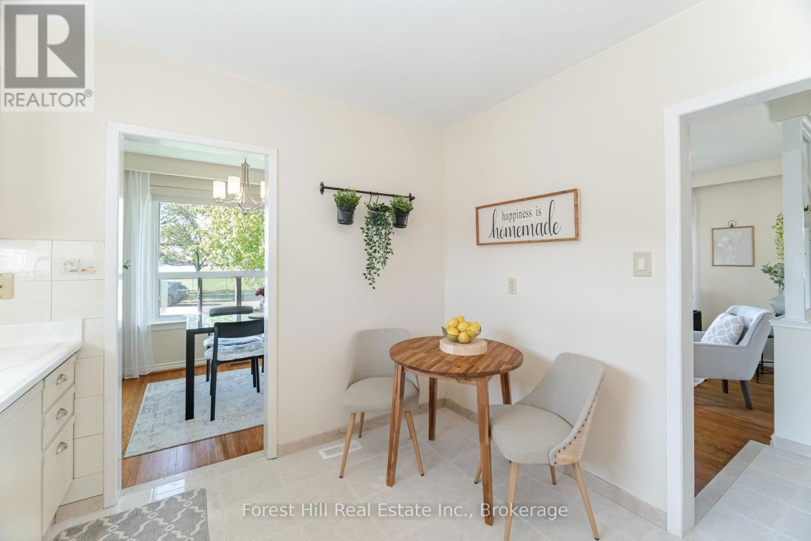 16 BETHWIN PLACE Image 15