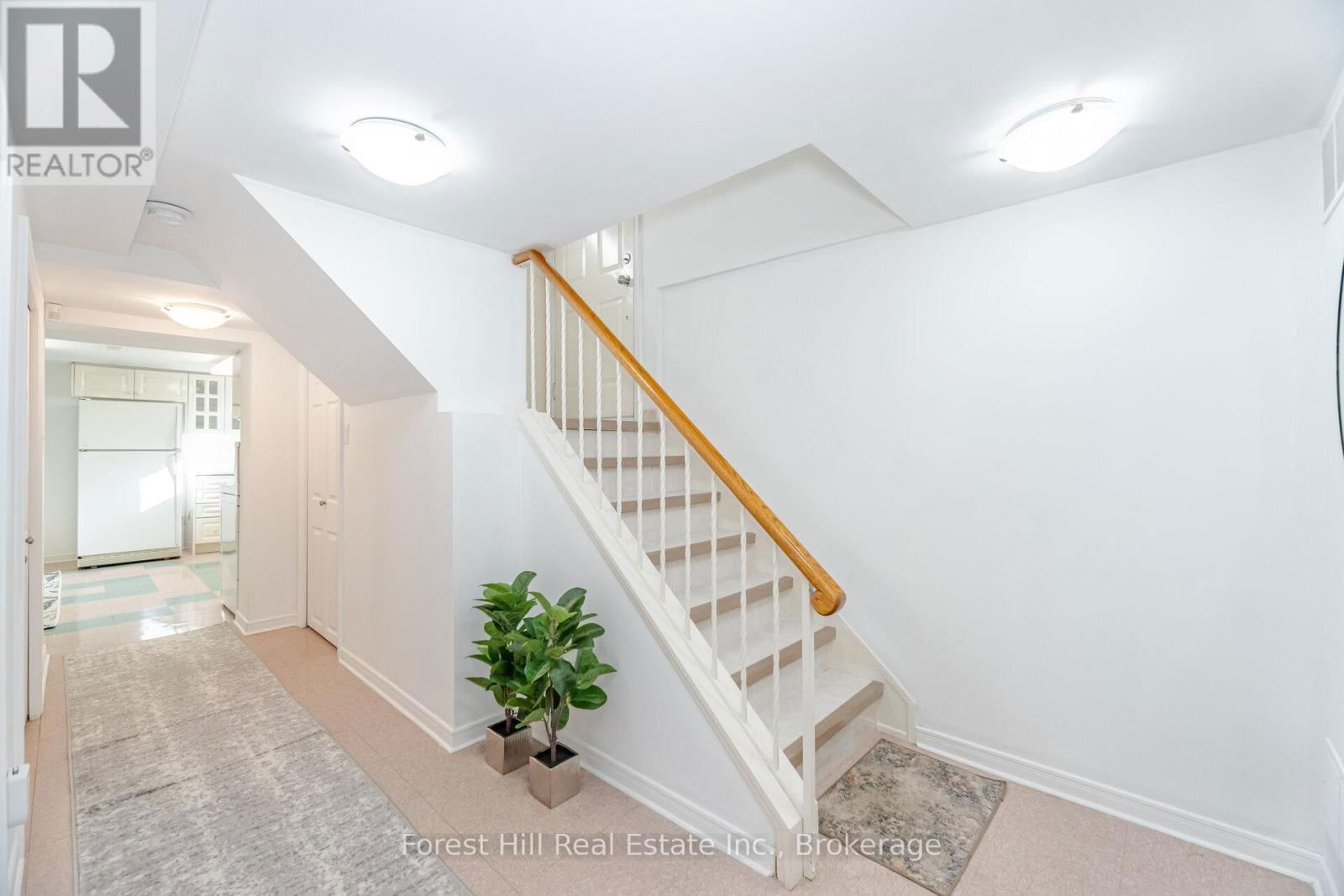 16 BETHWIN PLACE Image 25