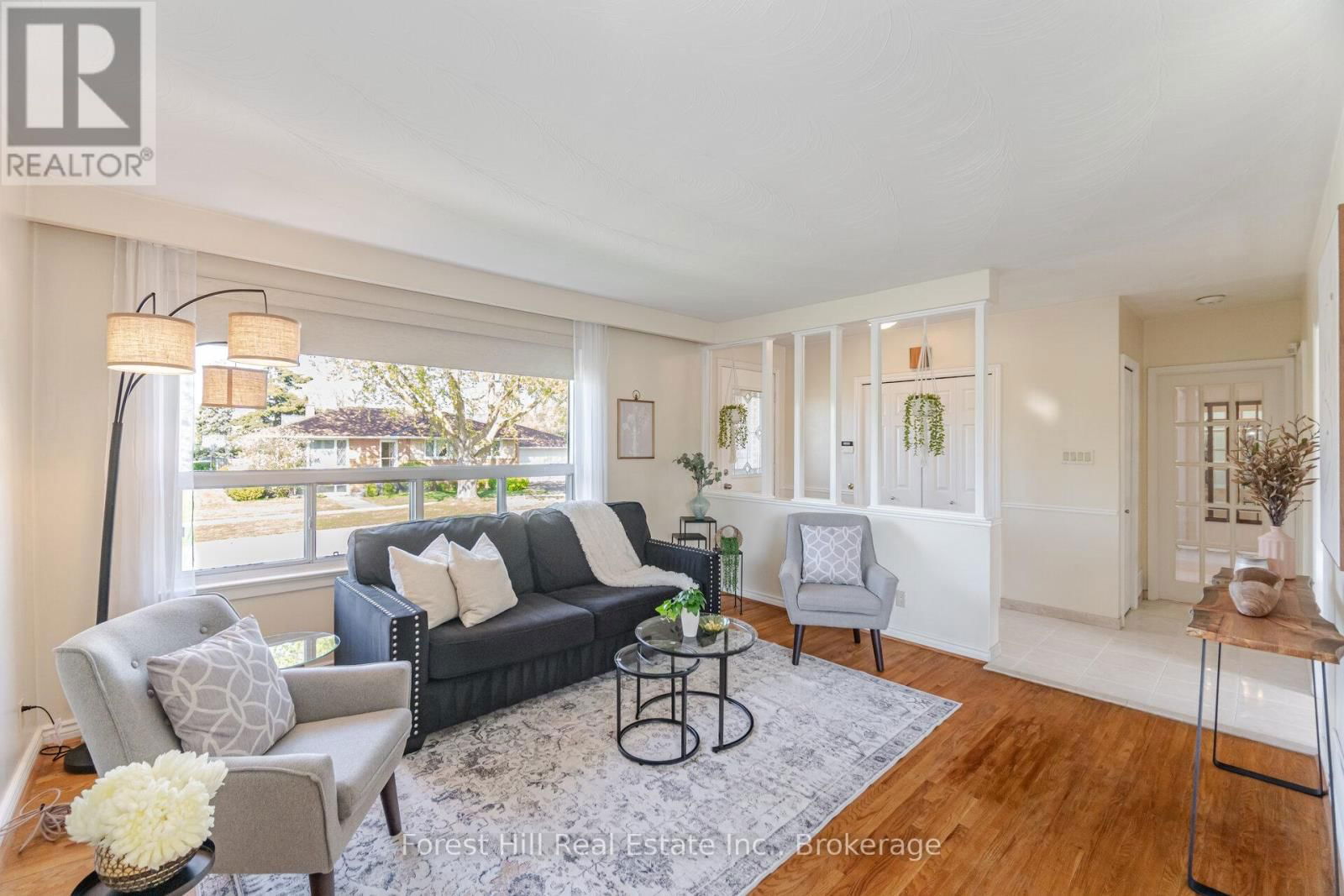 16 BETHWIN PLACE Image 9