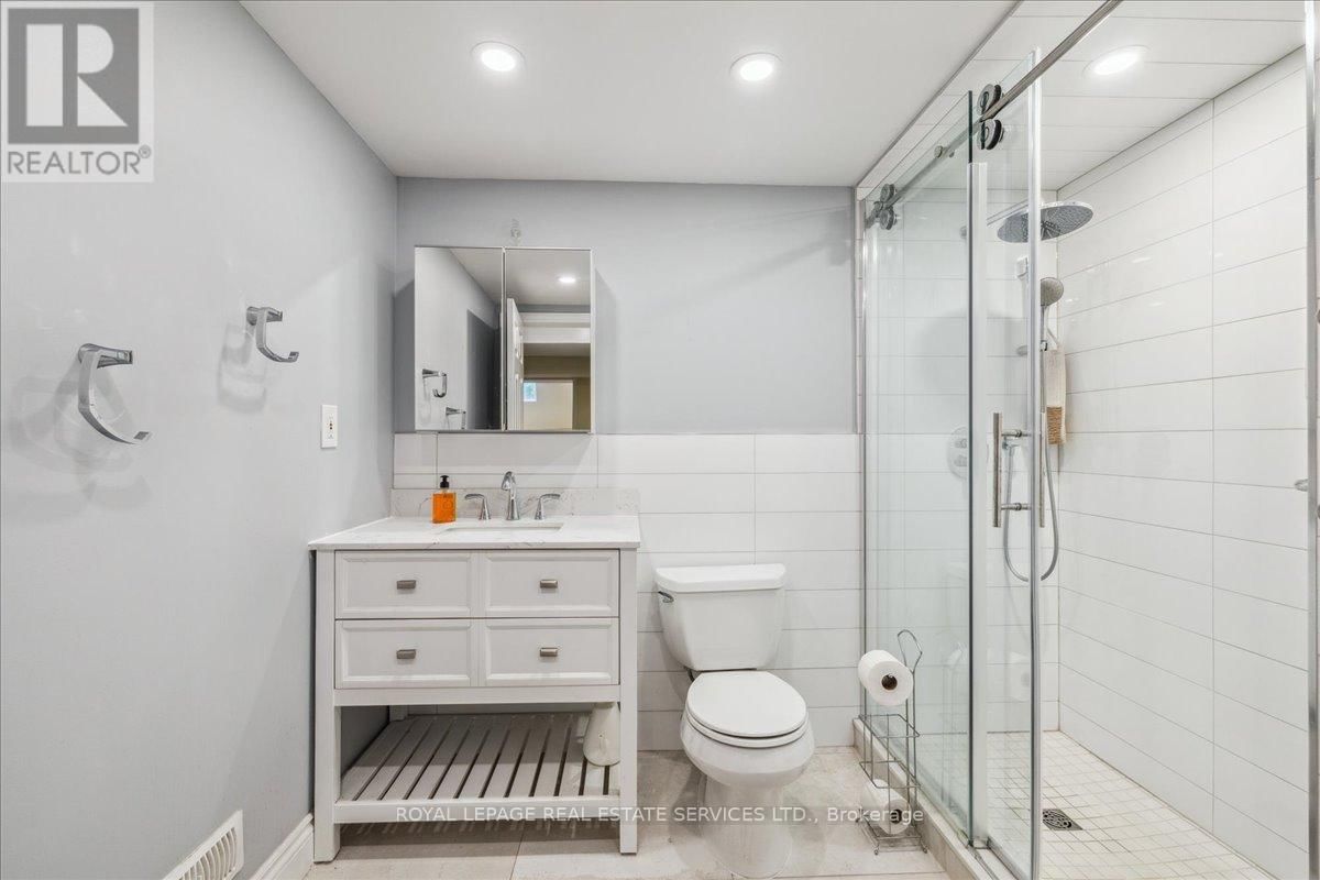2317 CARPENTERS CIRCLE Image 39