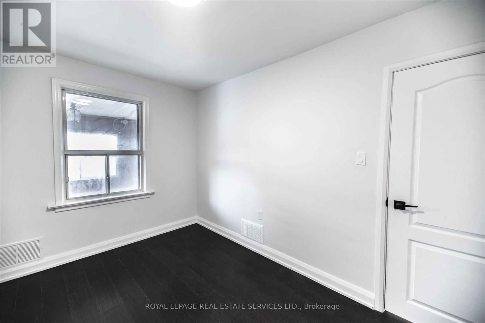 1010 CALEDONIA ROAD Image 15