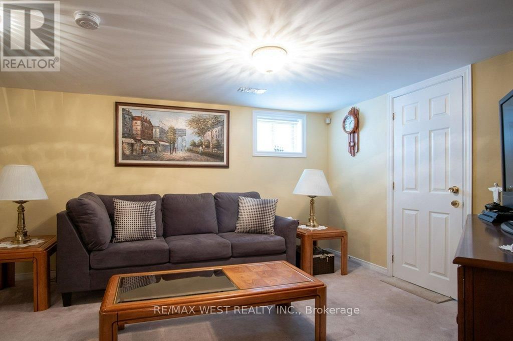 26 BRANDON AVENUE Image 30
