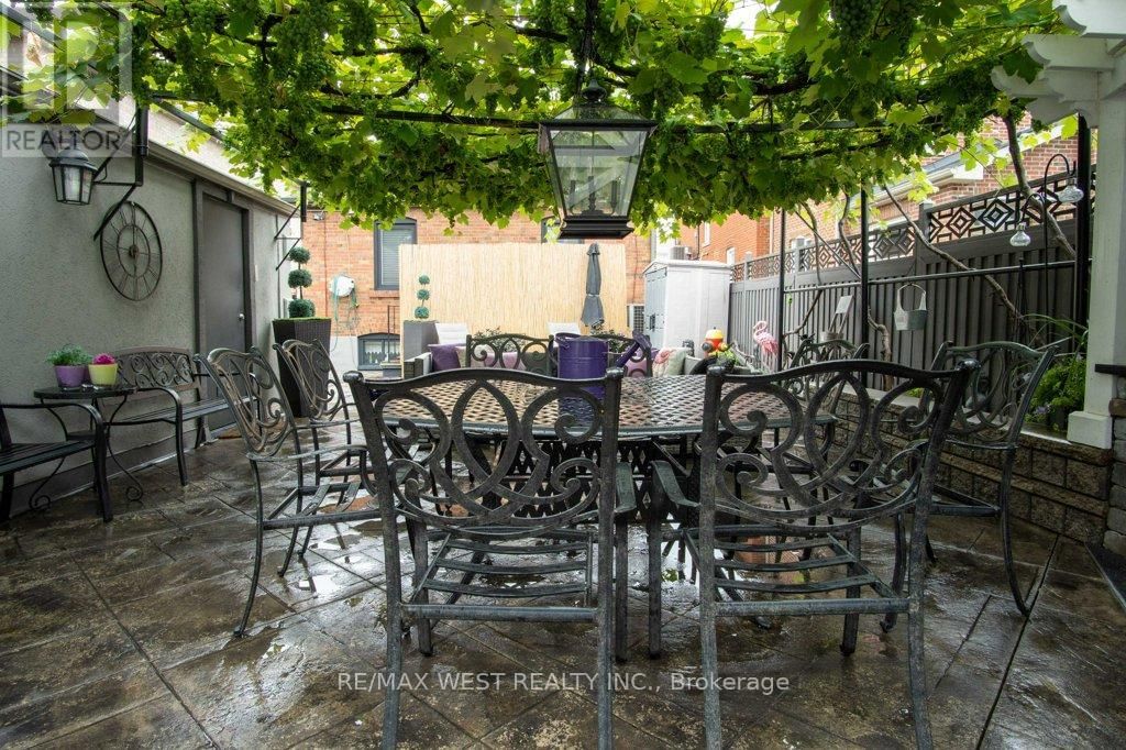 26 BRANDON AVENUE Image 44
