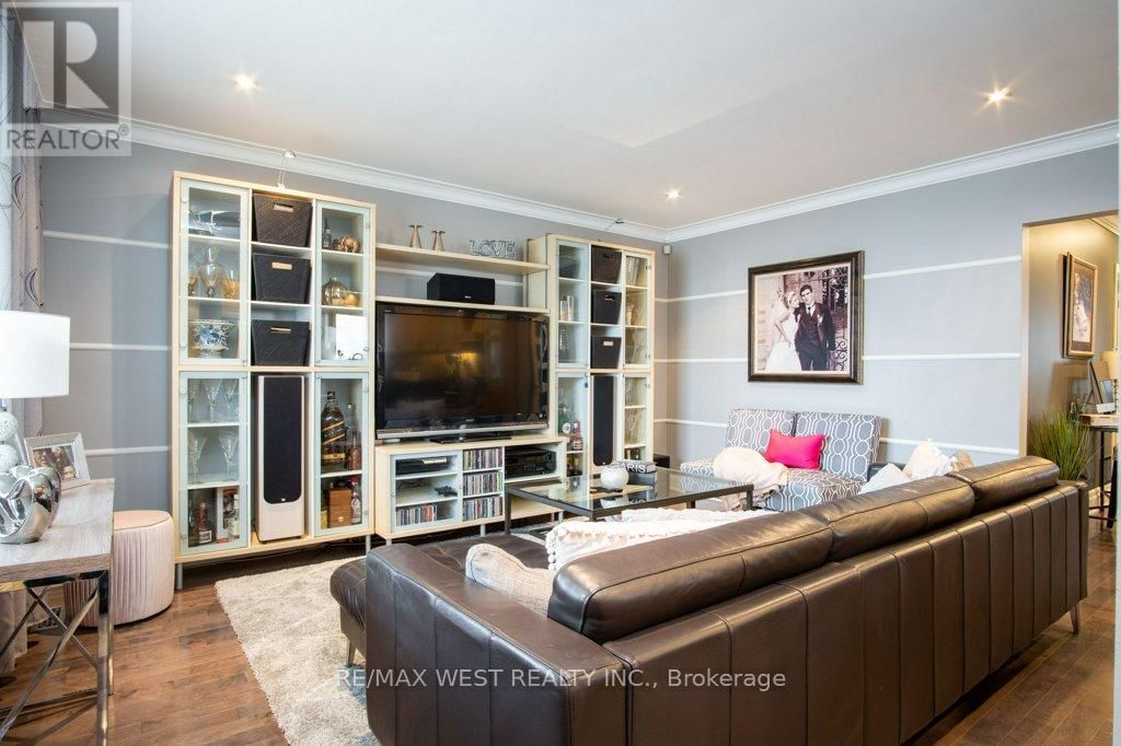 26 BRANDON AVENUE Image 7
