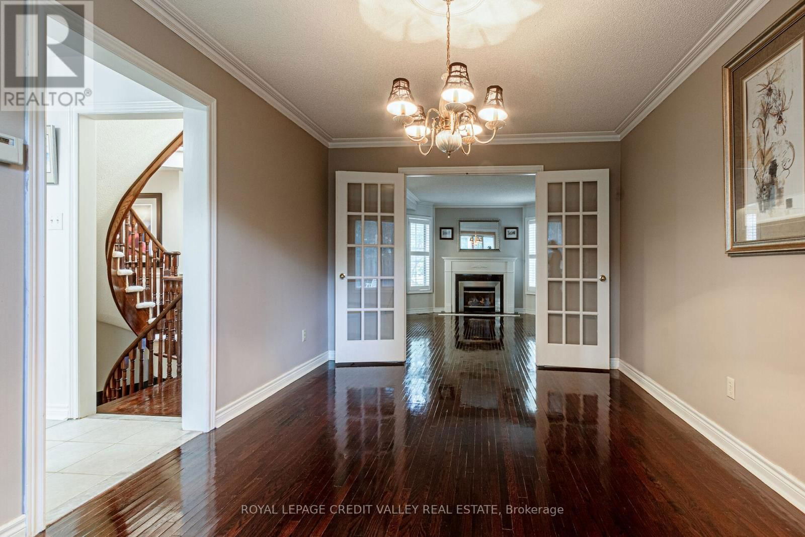 1460 BANCROFT DRIVE Image 6