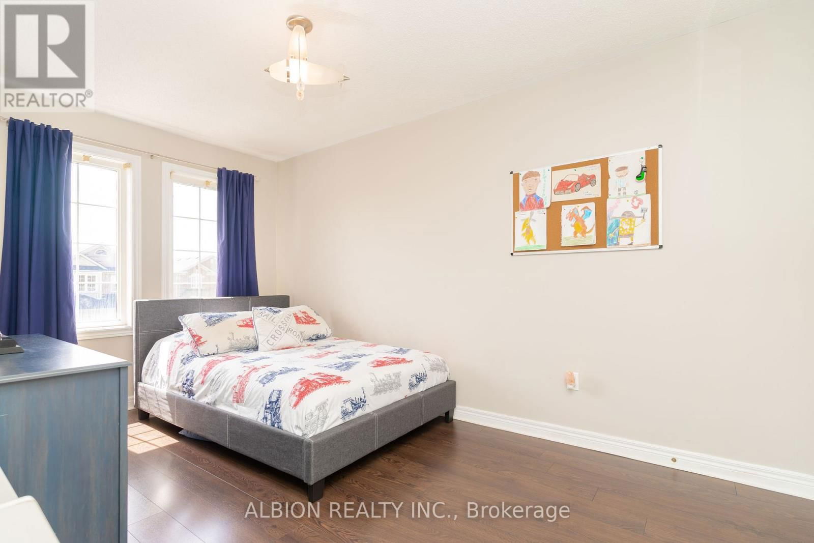 40 EMILY CARR CRESCENT Image 28