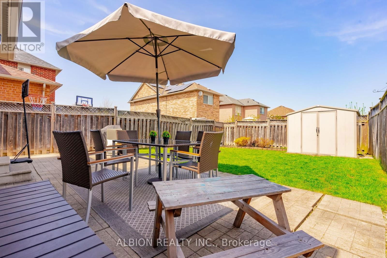 40 EMILY CARR CRESCENT Image 36