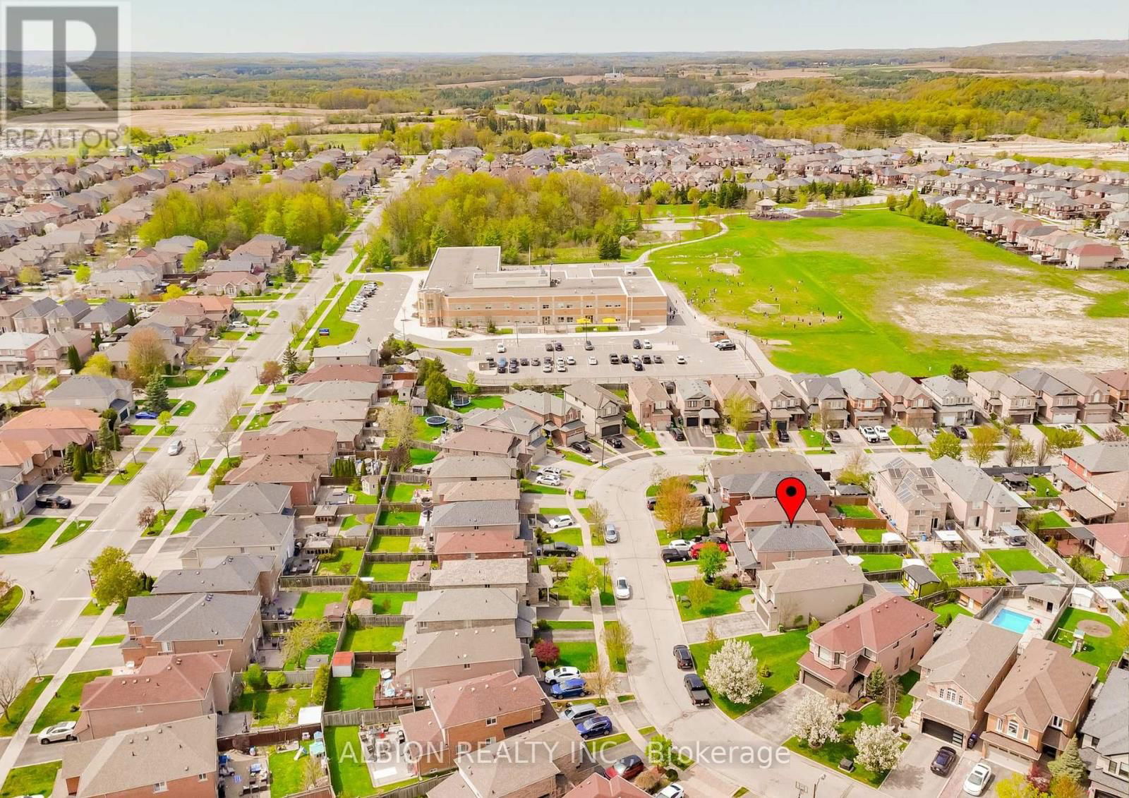 40 EMILY CARR CRESCENT Image 43