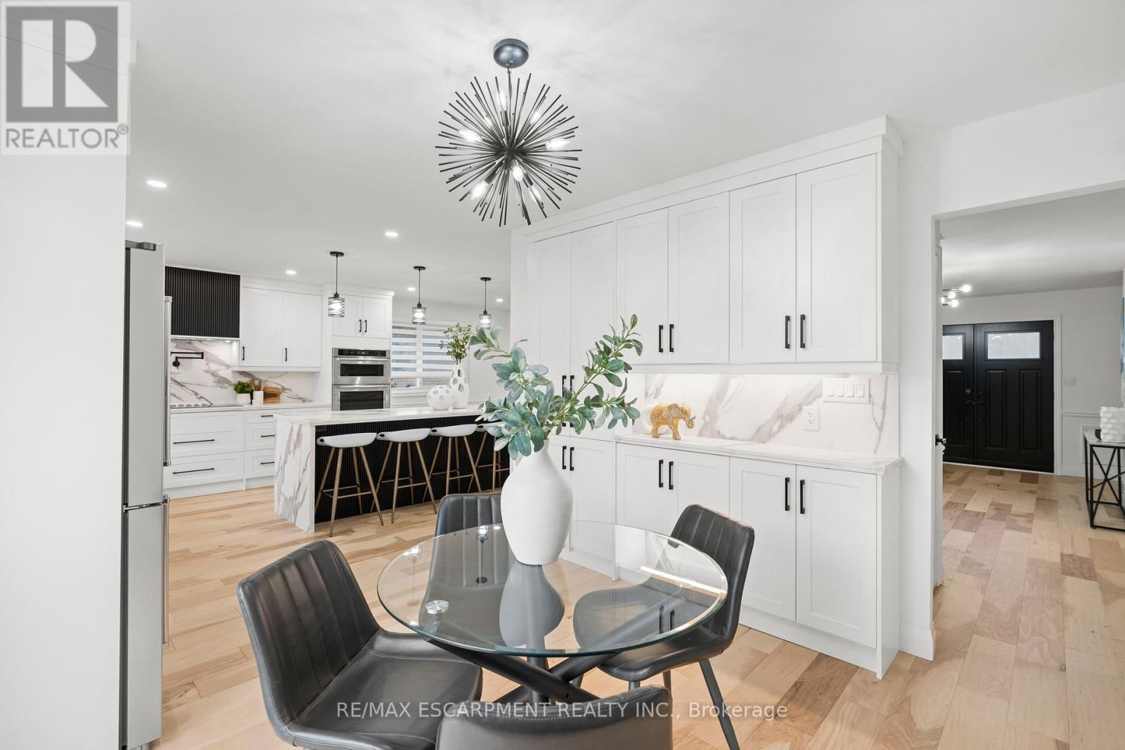 2159 BELGRAVE COURT Image 10