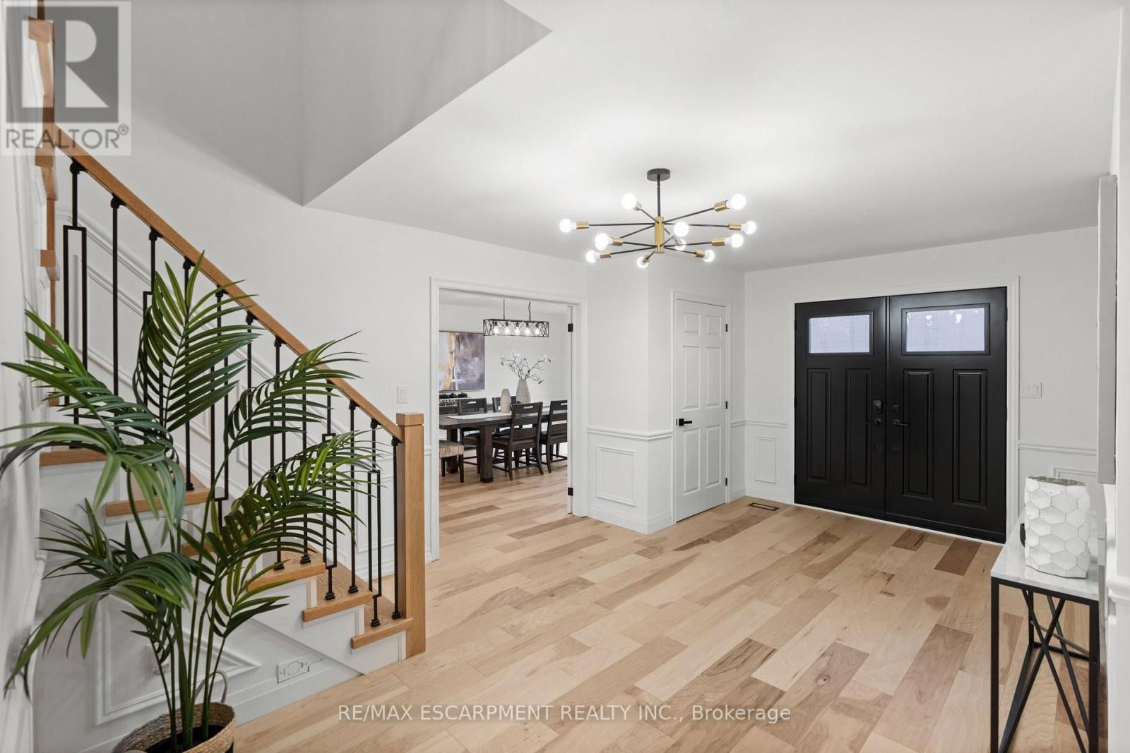 2159 BELGRAVE COURT Image 13