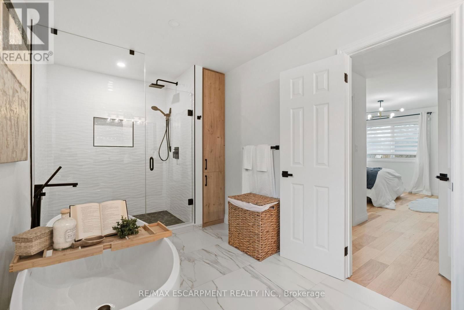 2159 BELGRAVE COURT Image 18