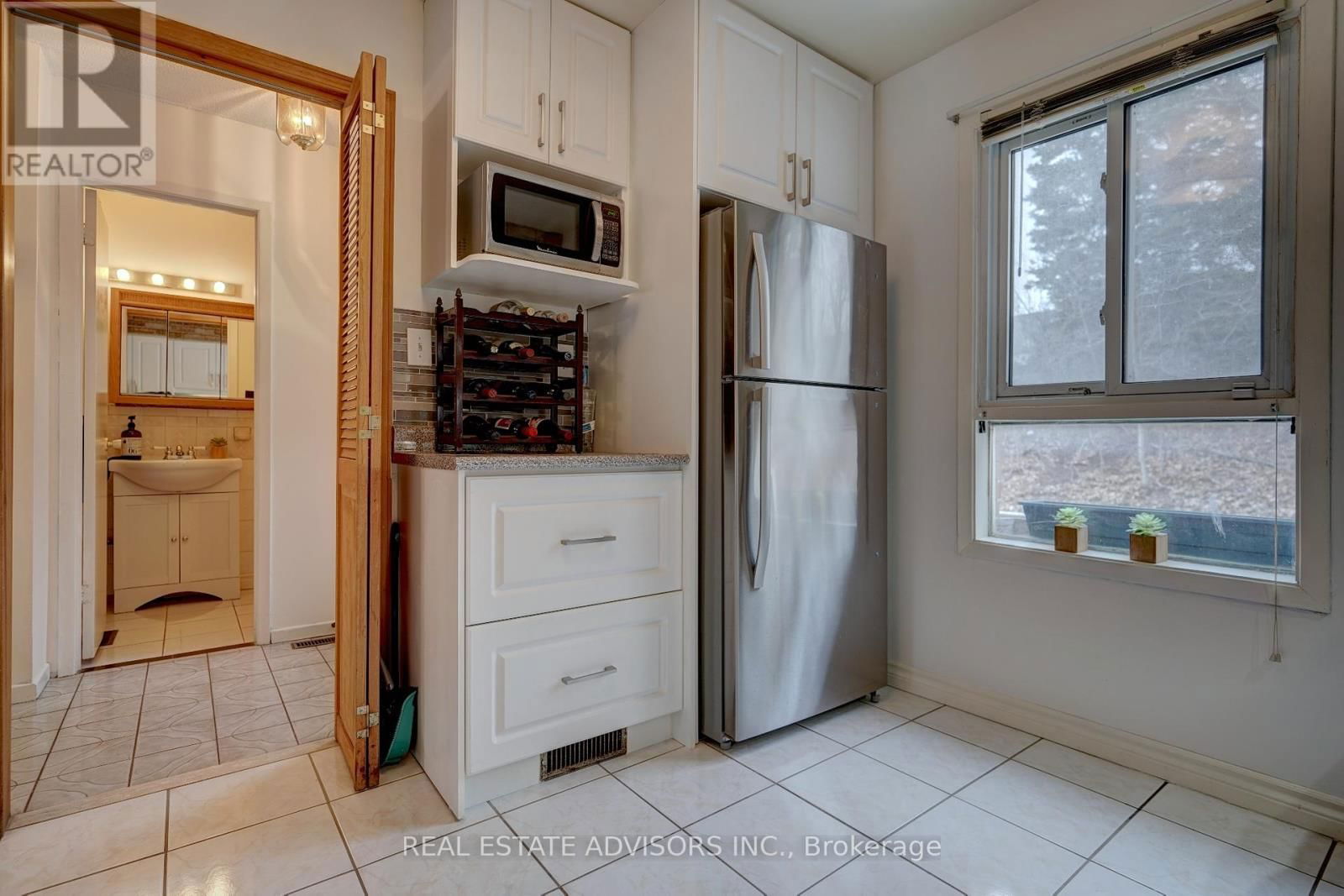 47 - 3175 KIRWIN AVENUE Image 11