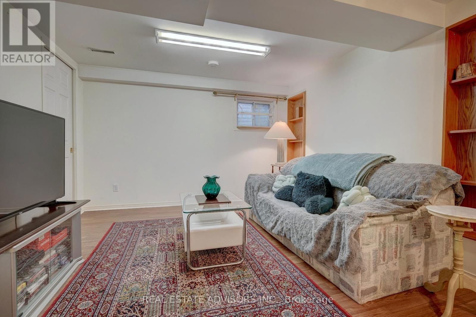 47 - 3175 KIRWIN AVENUE Image 24