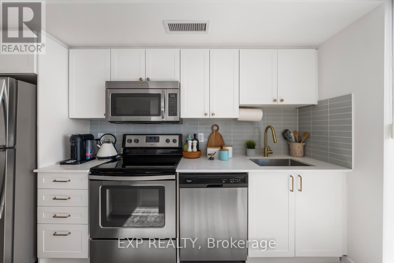 705 - 16 MCADAM AVENUE Image 16
