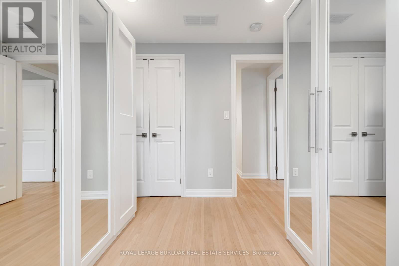 313 SILVANA CRESCENT Image 30