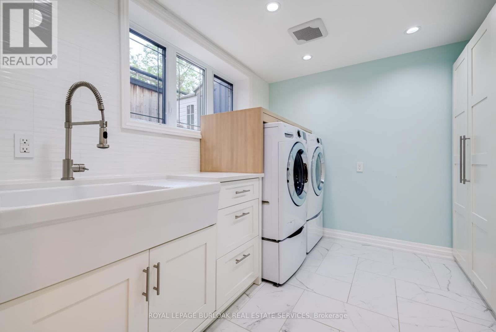 313 SILVANA CRESCENT Image 36