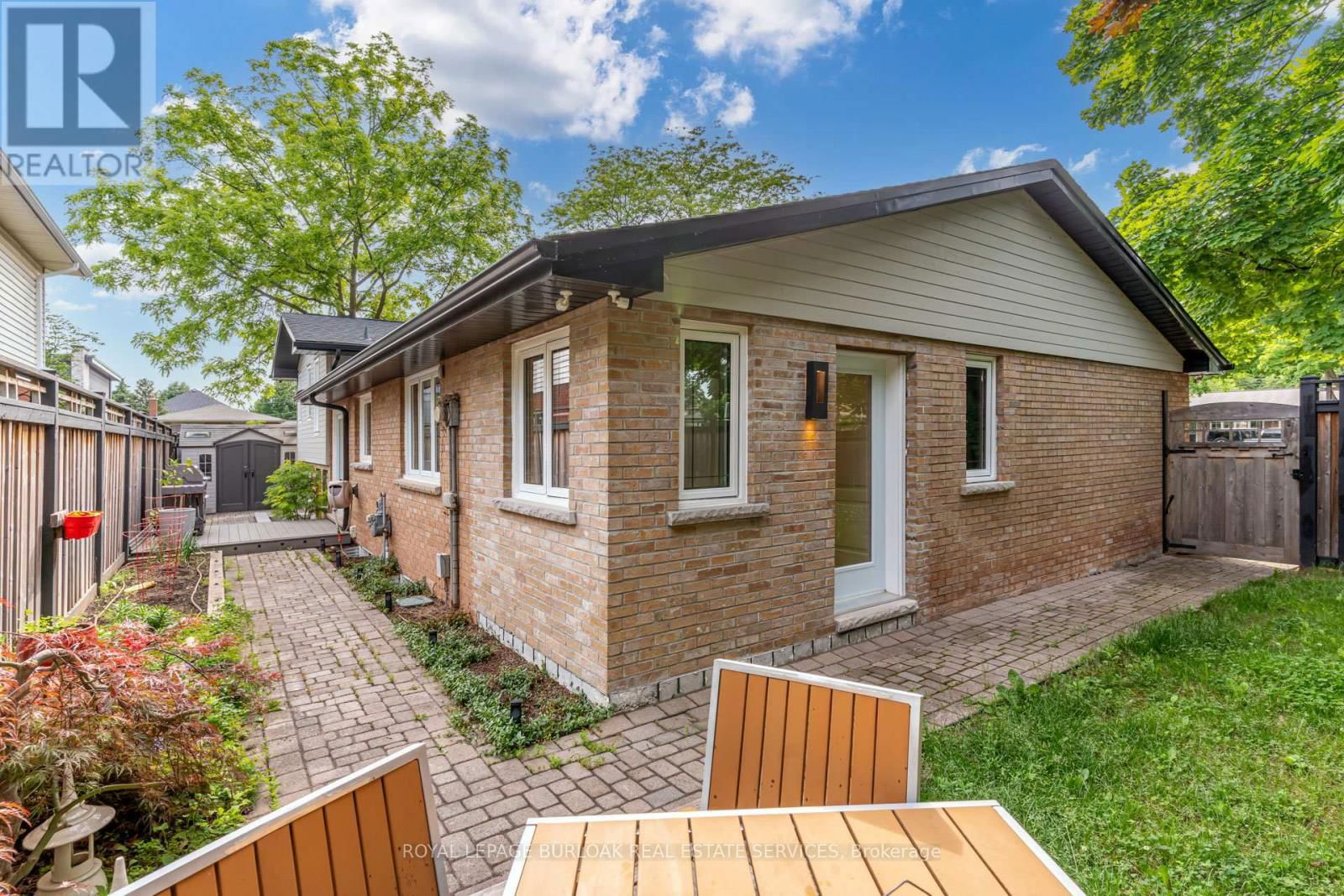 313 SILVANA CRESCENT Image 48