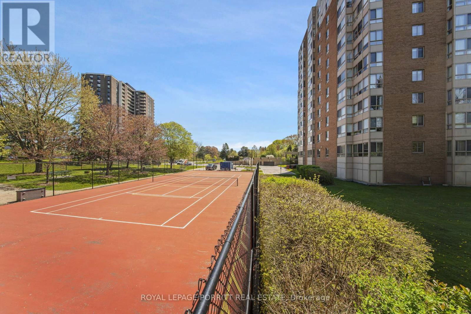 1017 - 1485 LAKESHORE ROAD EAST Image 27