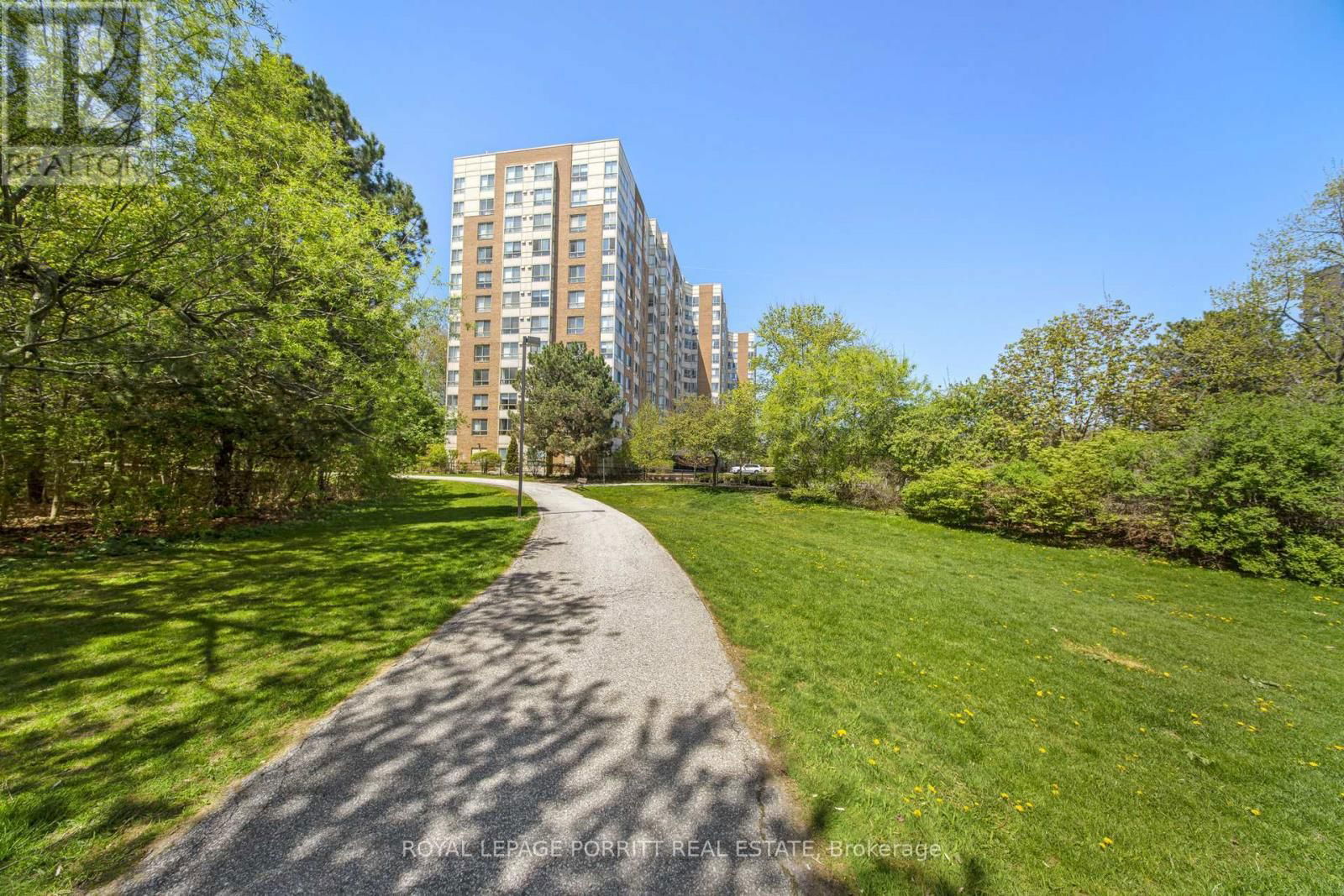 1017 - 1485 LAKESHORE ROAD EAST Image 30