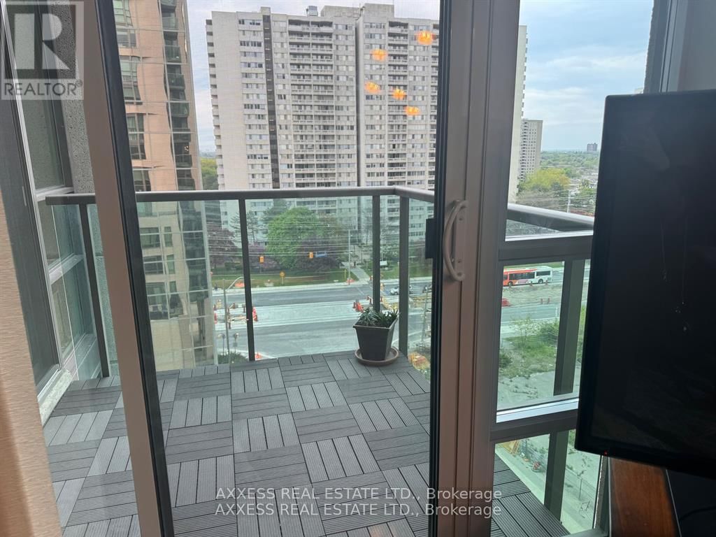 903 - 208 ENFIELD PLACE Image 14