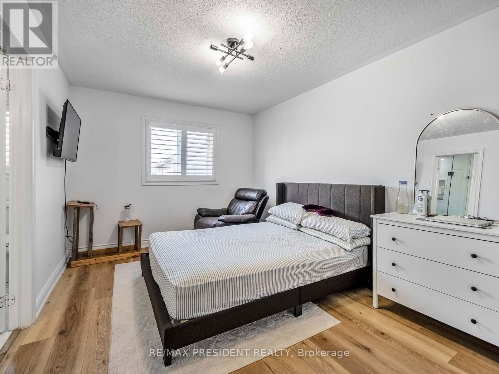 14 BRADDOCK DRIVE Image 23