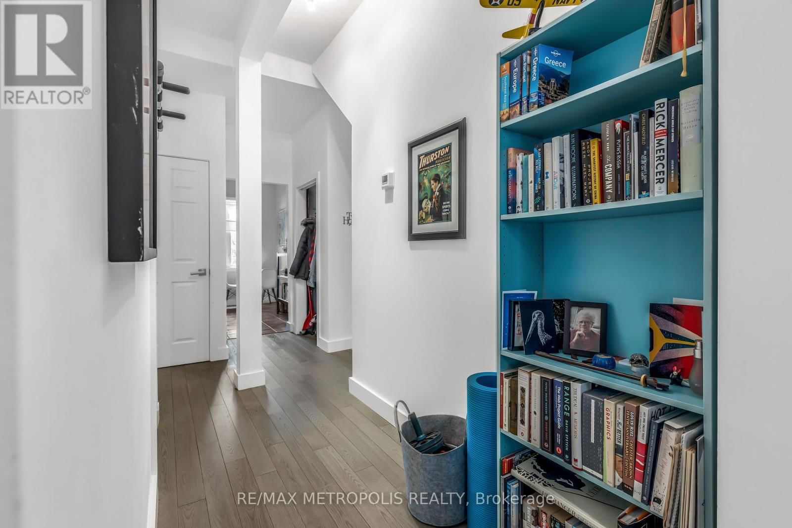52 FERN AVENUE Image 10