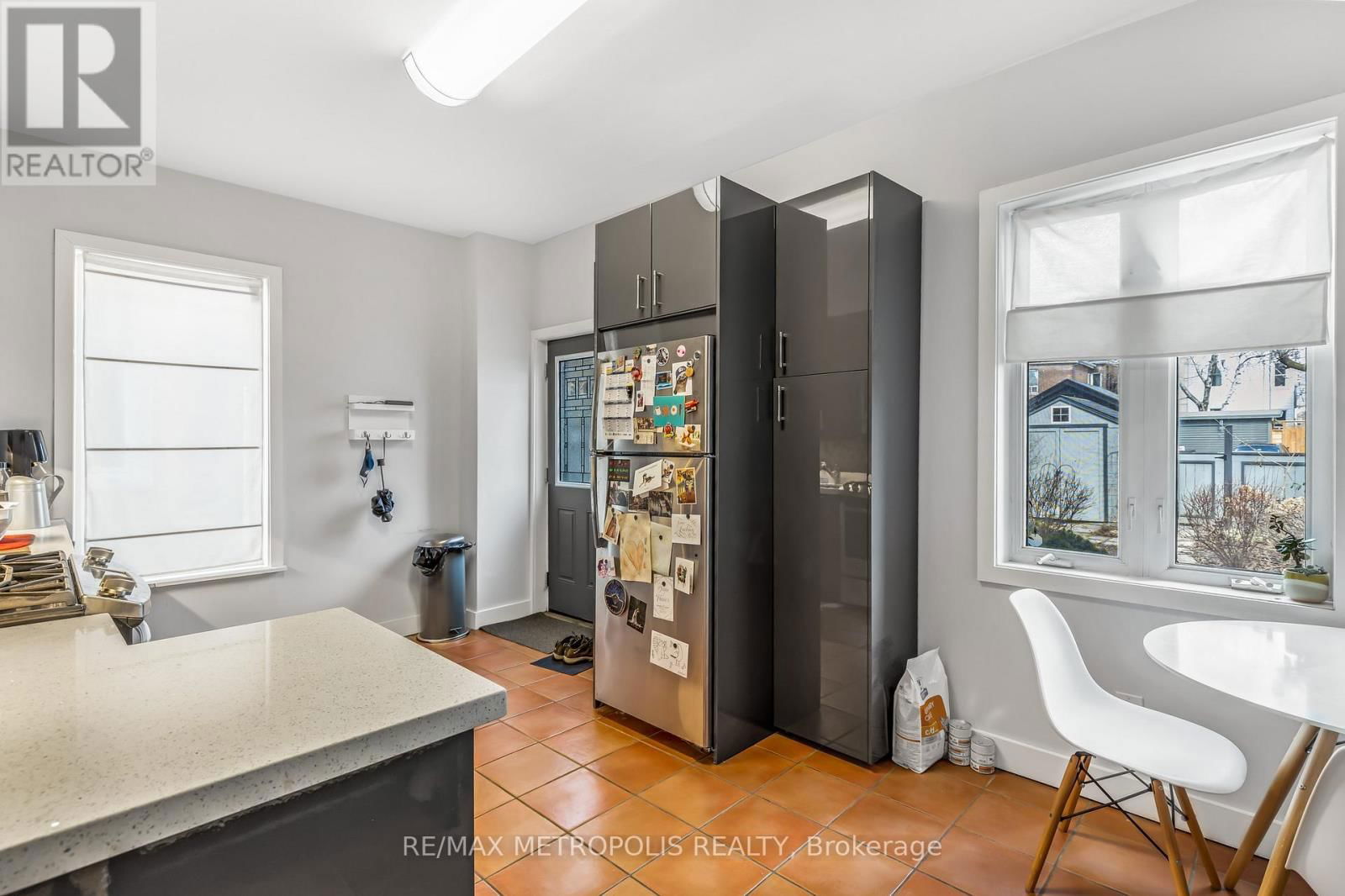 52 FERN AVENUE Image 13