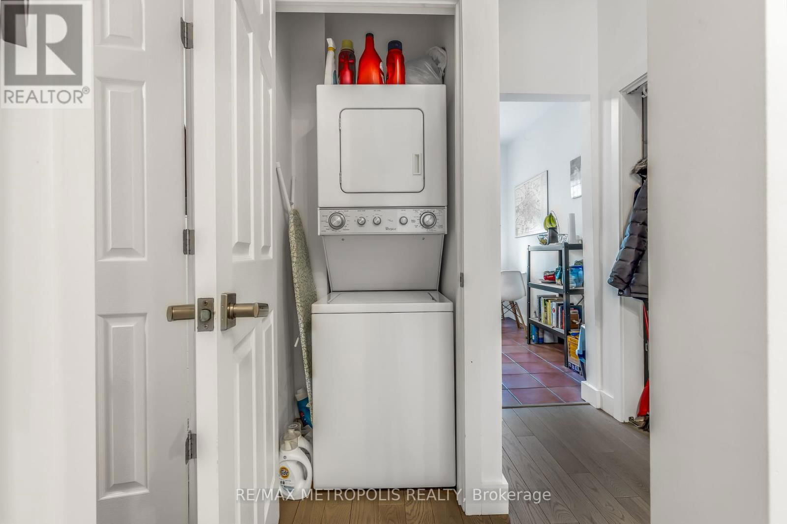 52 FERN AVENUE Image 16