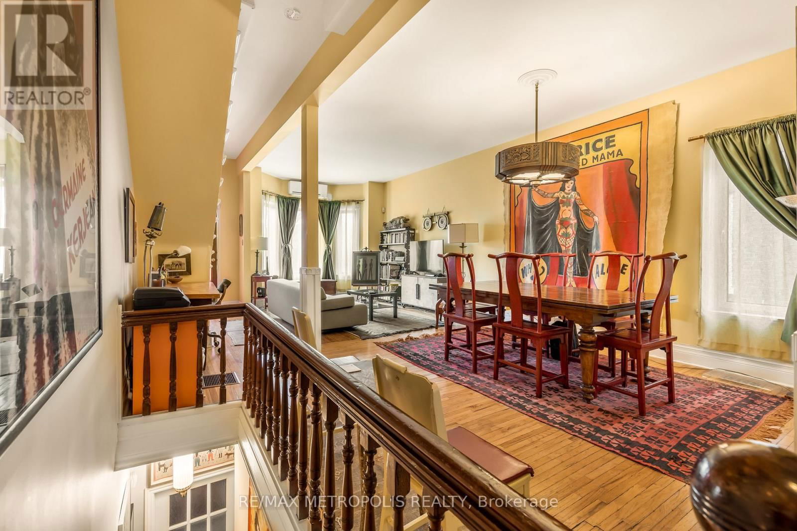 52 FERN AVENUE Image 20